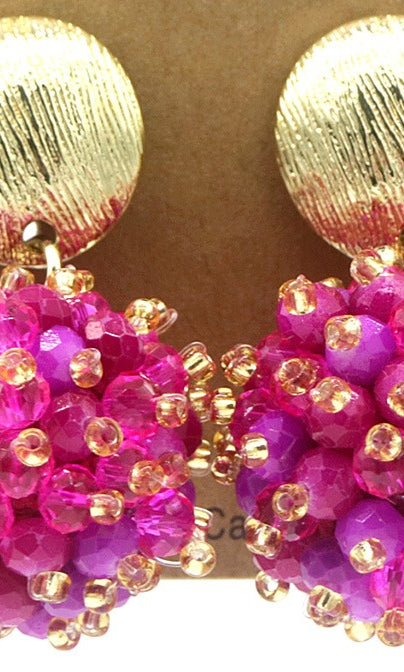 Ohrringe mit geschliffenen Glasperlen in Pink – Lapeya