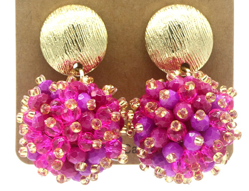 Ohrringe mit geschliffenen Glasperlen in Pink – Lapeya
