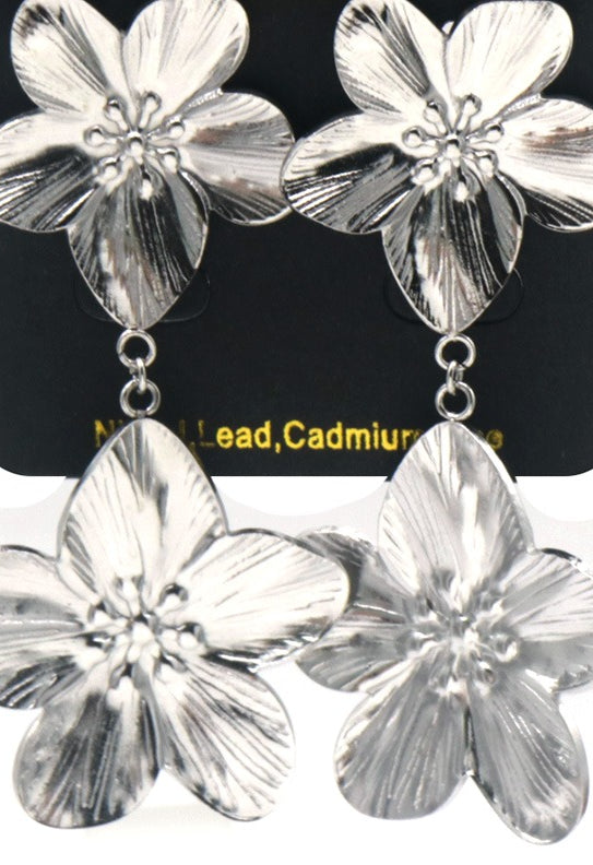 Edelstahl-Ohrringe Blüten in Silber, 6 cm – Lapeya