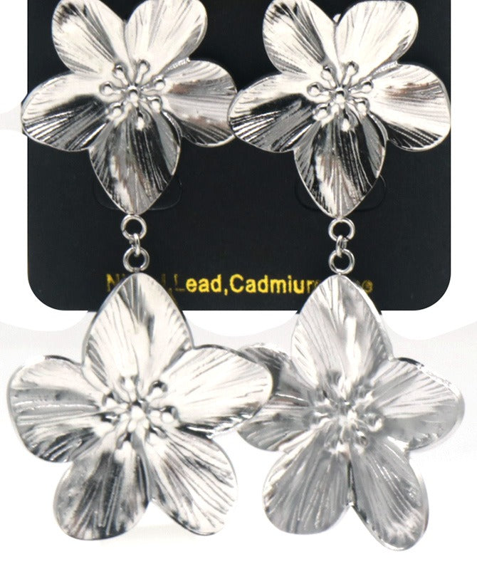 Edelstahl-Ohrringe Blüten in Silber, 6 cm – Lapeya