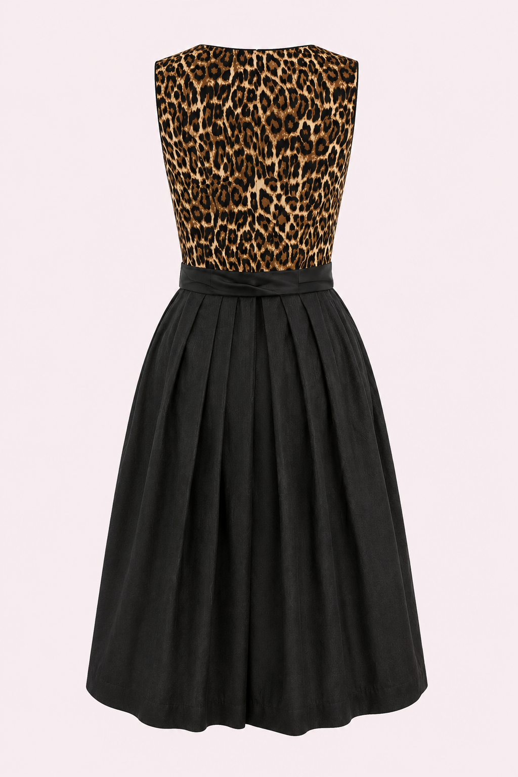 Dirndl Leonora im Leo-Look, Freisteller Rückansicht