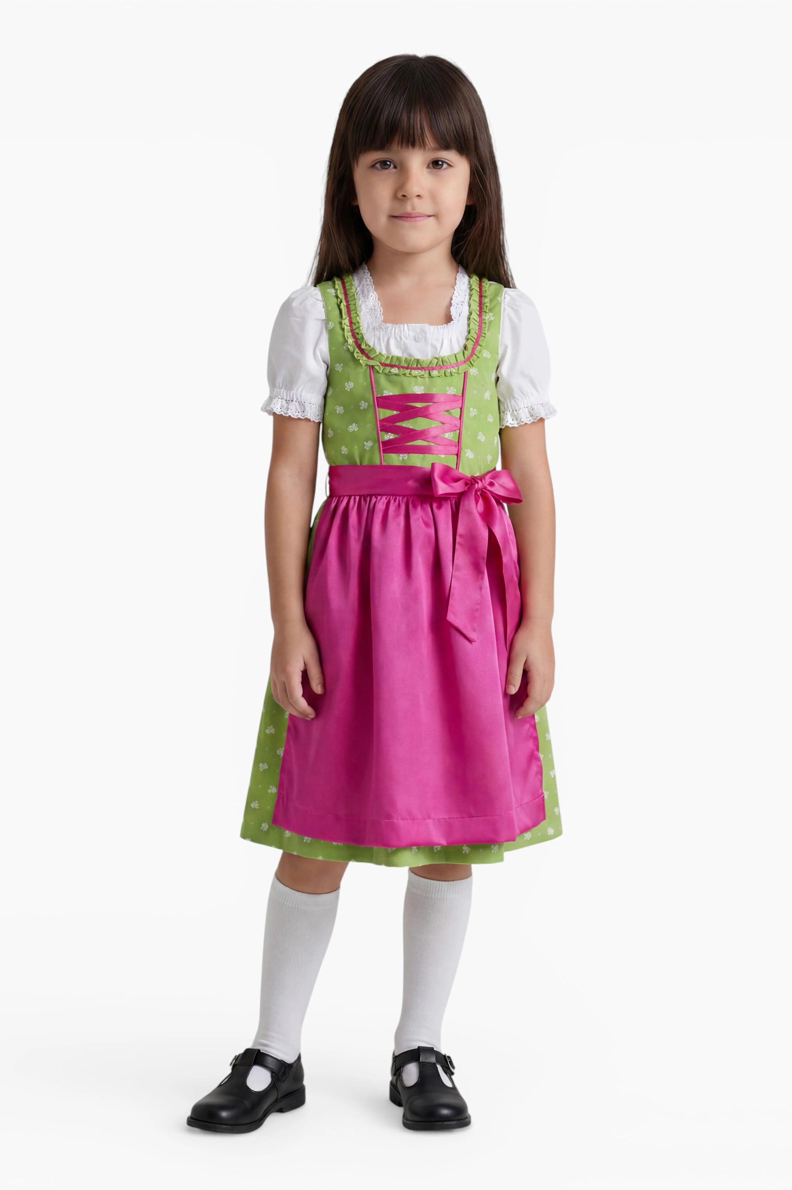 Mädchen trägt das Kinderdirndl Franziska in Hellgrün
