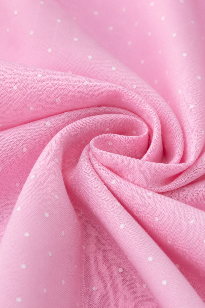 Detailaufnahme der Schürze vom Kinderdirndl Julie