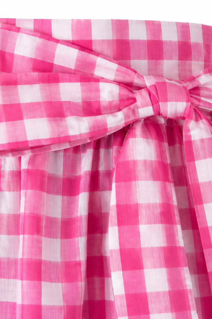 Detailaufnahme der Schürze vom Kinderdirndl Luna