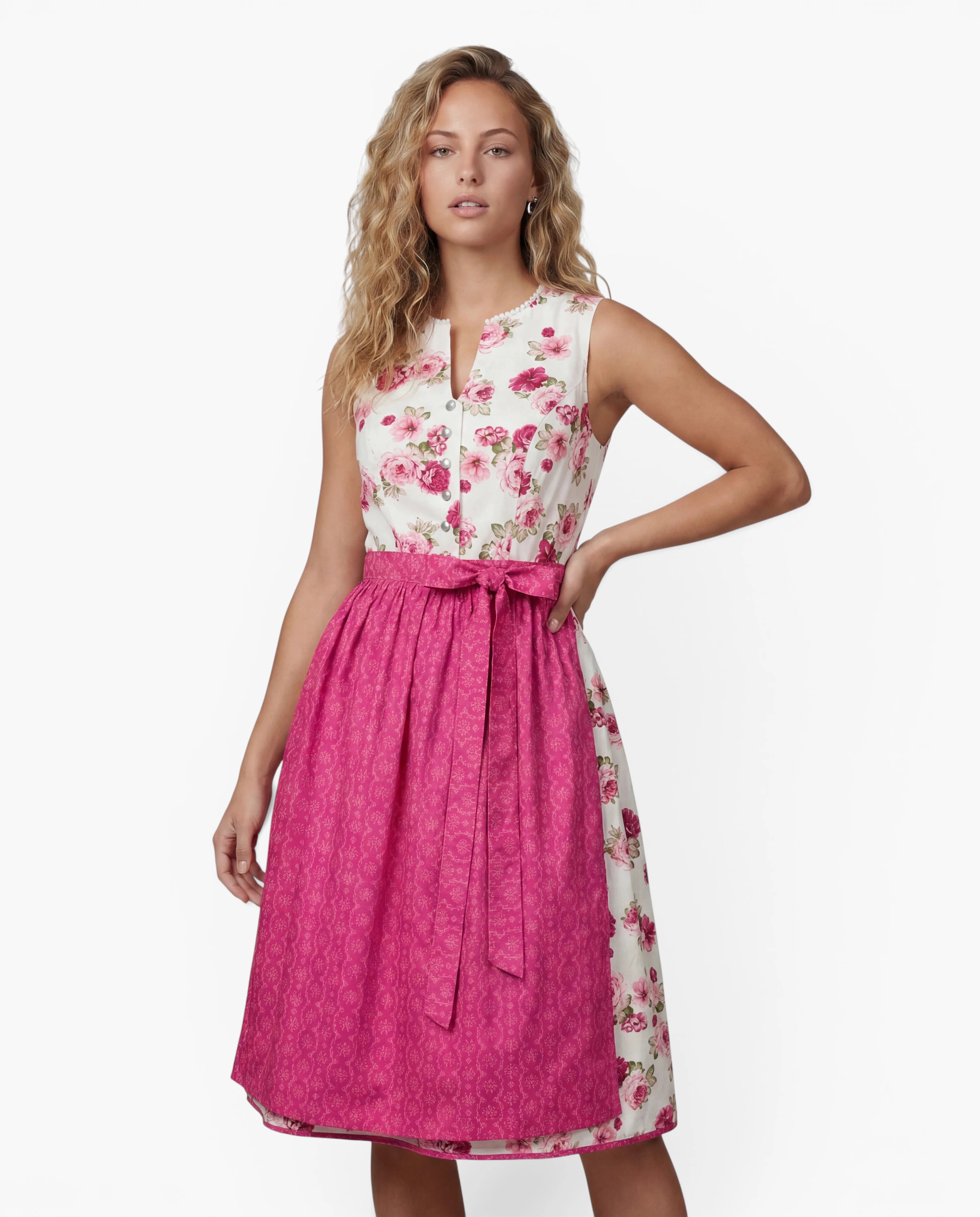 Model trägt Dirndl Astrid mit pinker Schürze