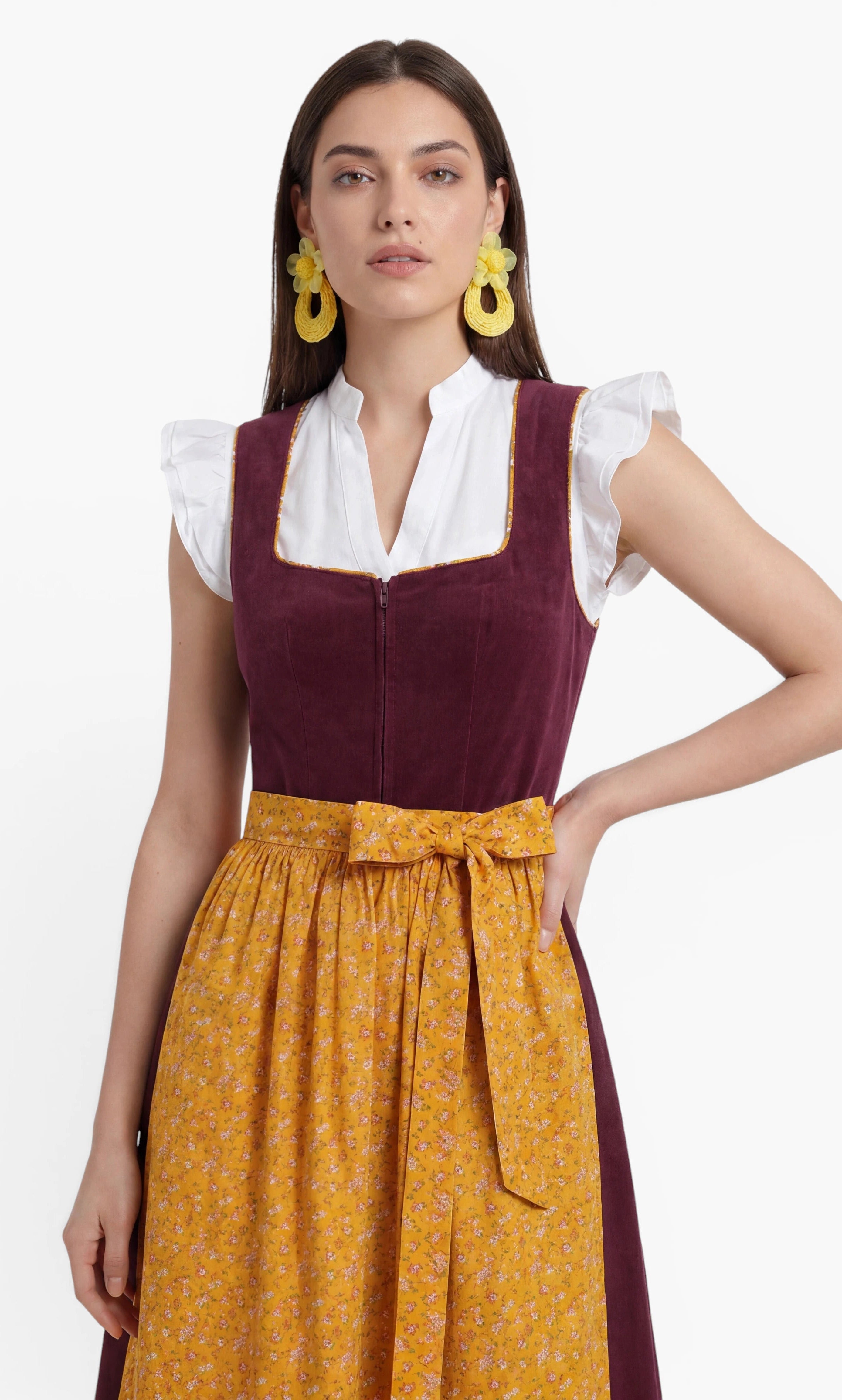 Dirndl Bridget Detailansicht getragen