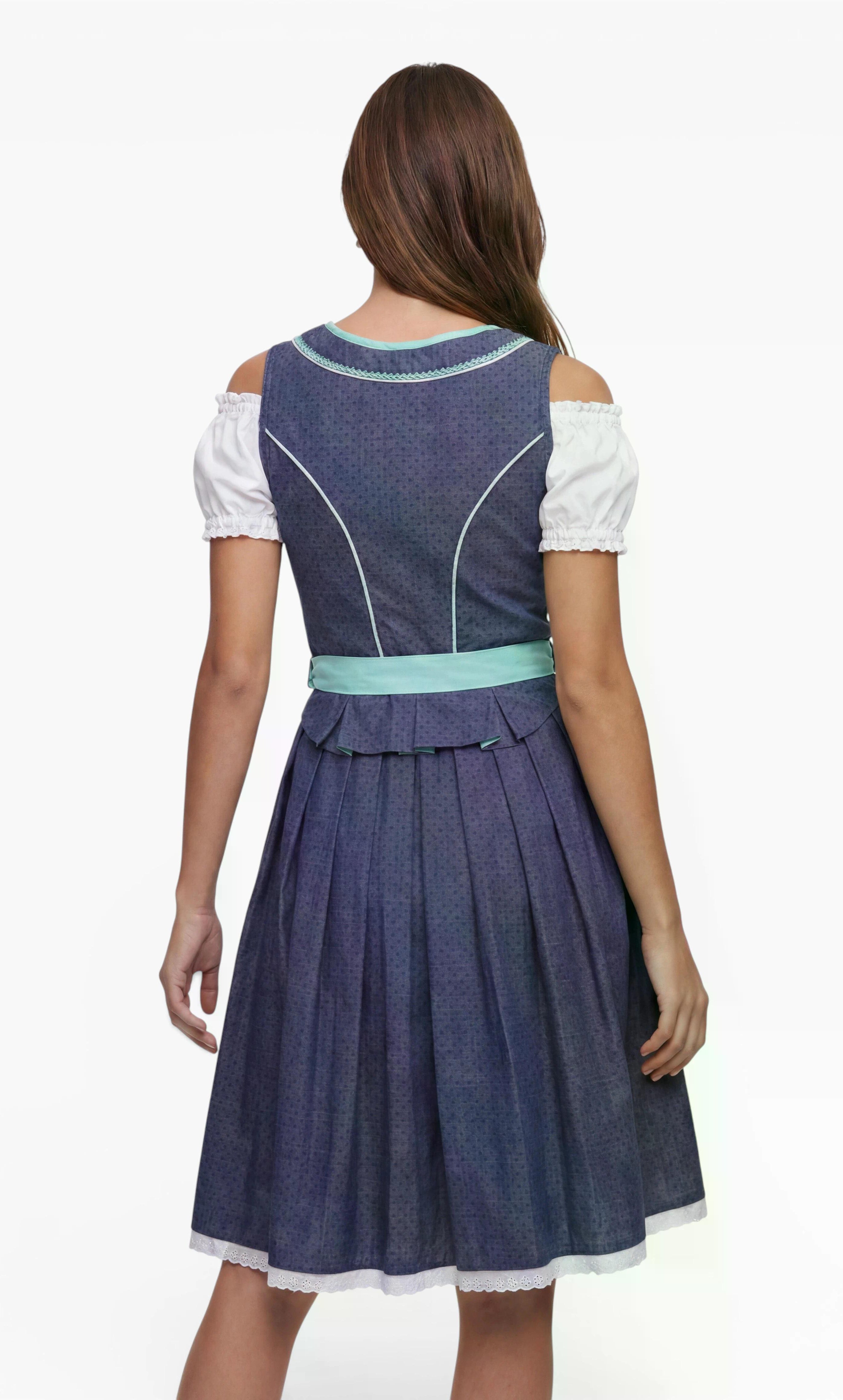 Model trägt Dirndl Clara in Mintgrün, Rückansicht