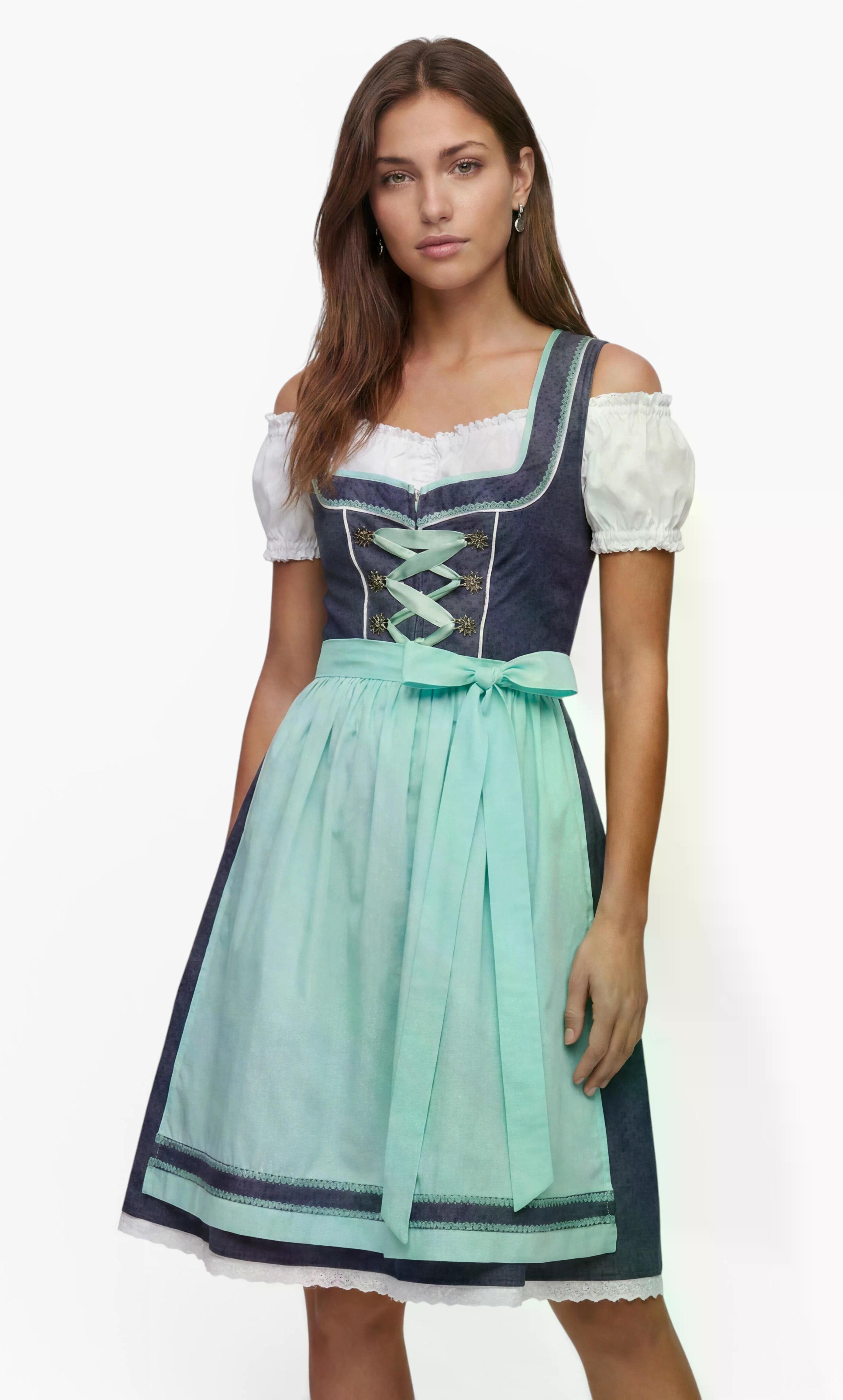 Model trägt Dirndl Clara in Mintgrün, Vorderansicht