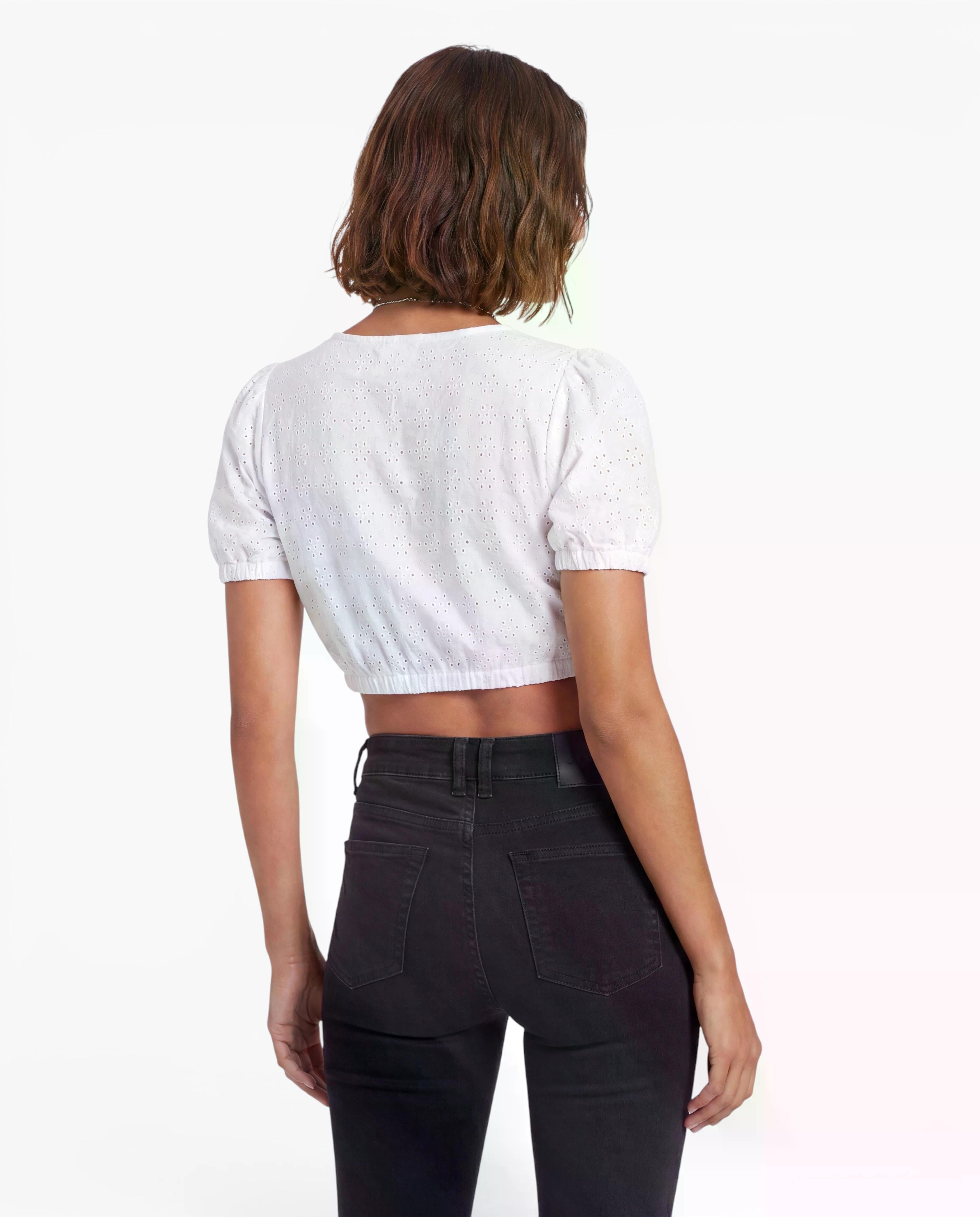 Dirndlbluse Sina Model Back