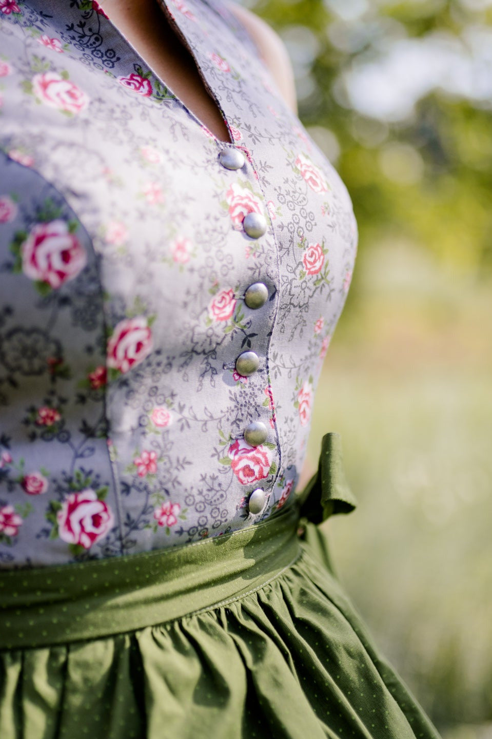 Seitenansicht Dirndl Clarissa Oberteil