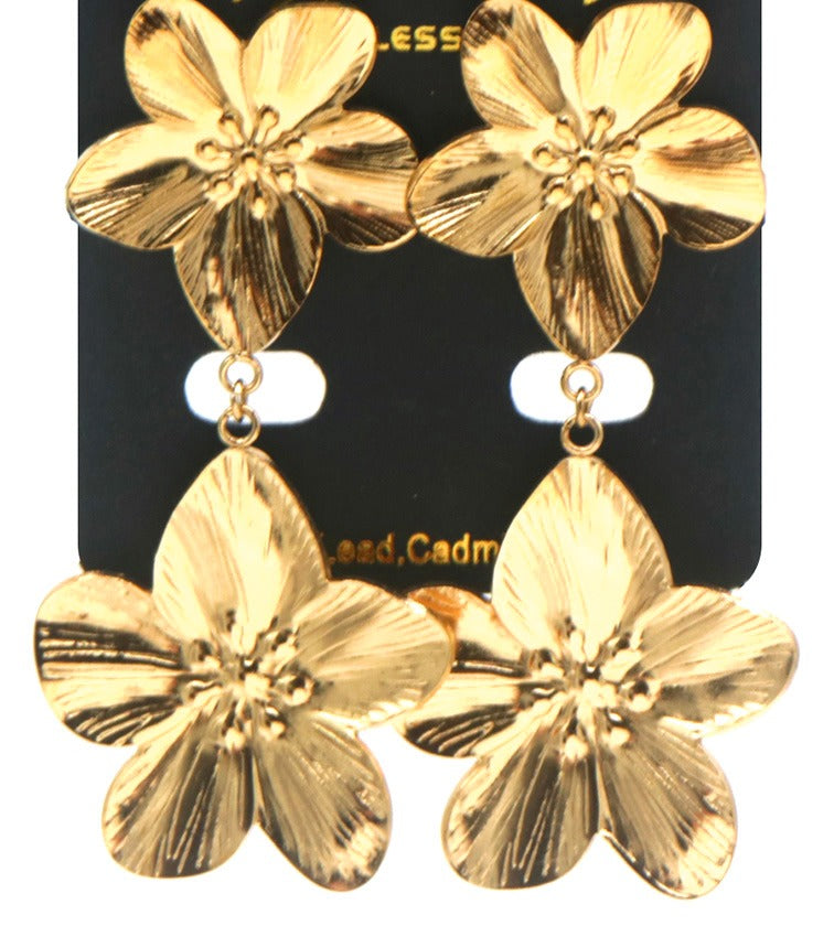 Edelstahl-Ohrringe Blüten in Gold, 6 cm – Lapeya