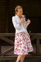 Dirndl aus dem Rosenstoff in Ecru genäht