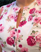 Detailaufnahme von Knöpfen Dirndl Christine