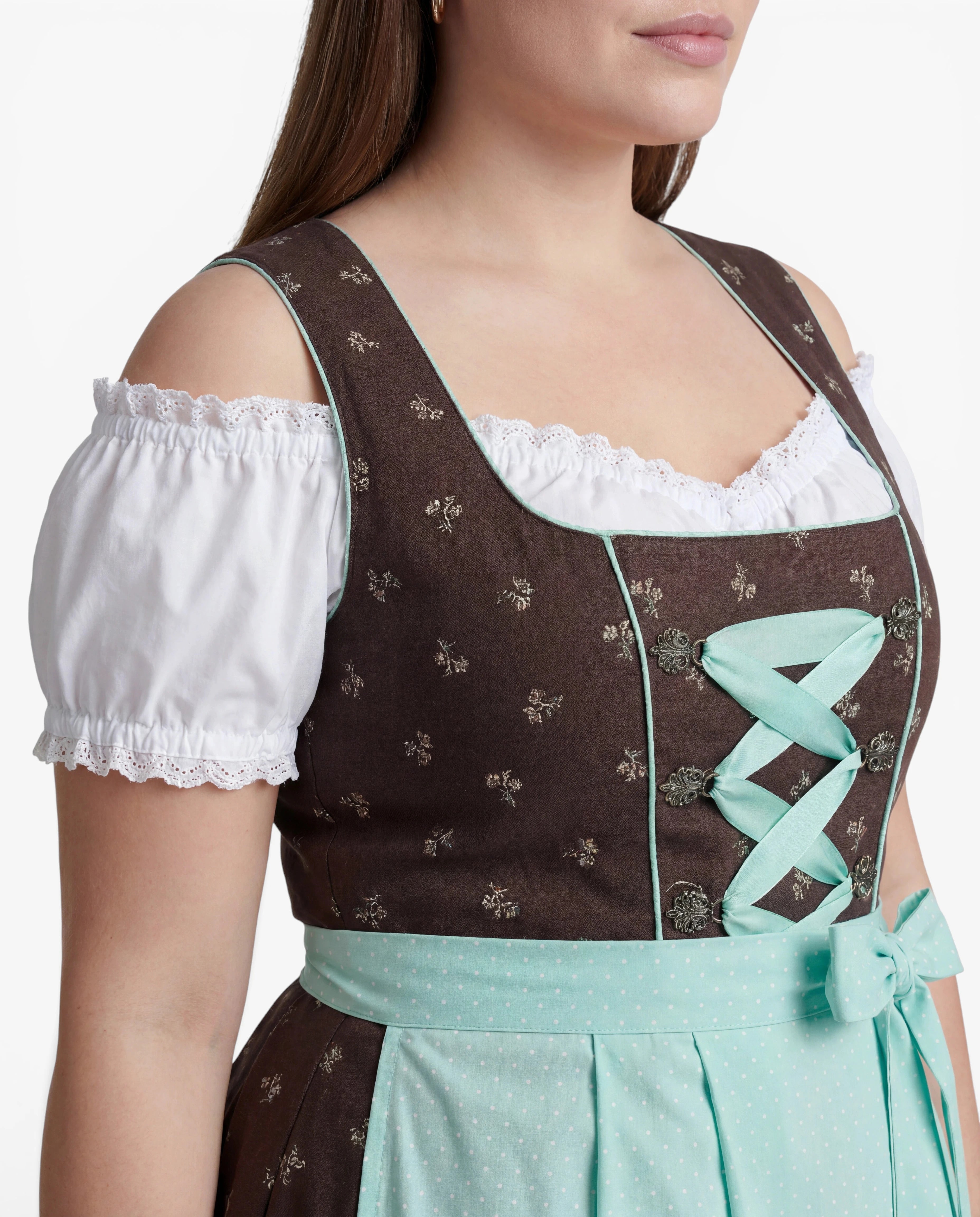 Dirndl Elisabeth am Model, weitere Ansicht