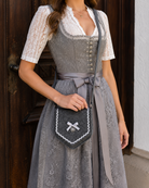 Tasche Charlotte getragen am Model