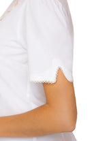 Detailansicht der Trachtenbluse Clarissa