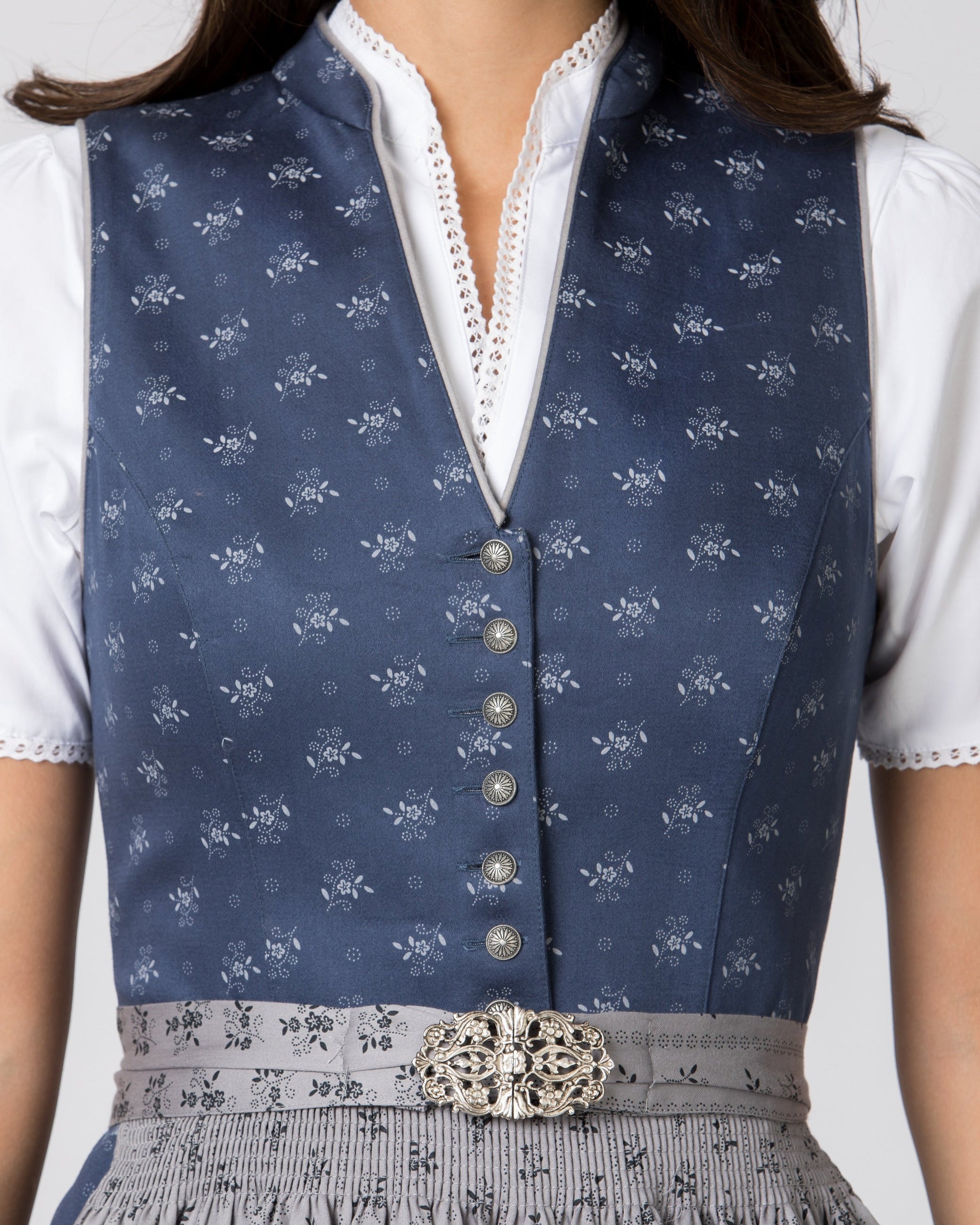 Detailaufnahme vom Oberteil des Dirndl Amalie