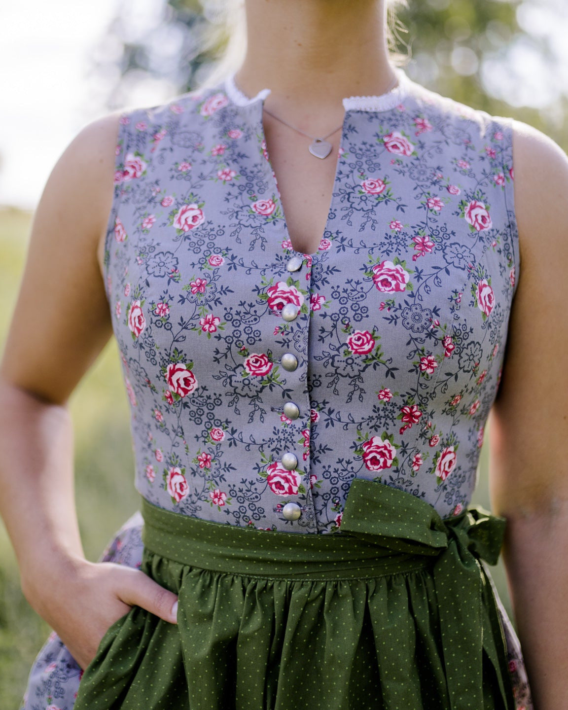 Detailbild Knöpfe Dirndl Clarissa