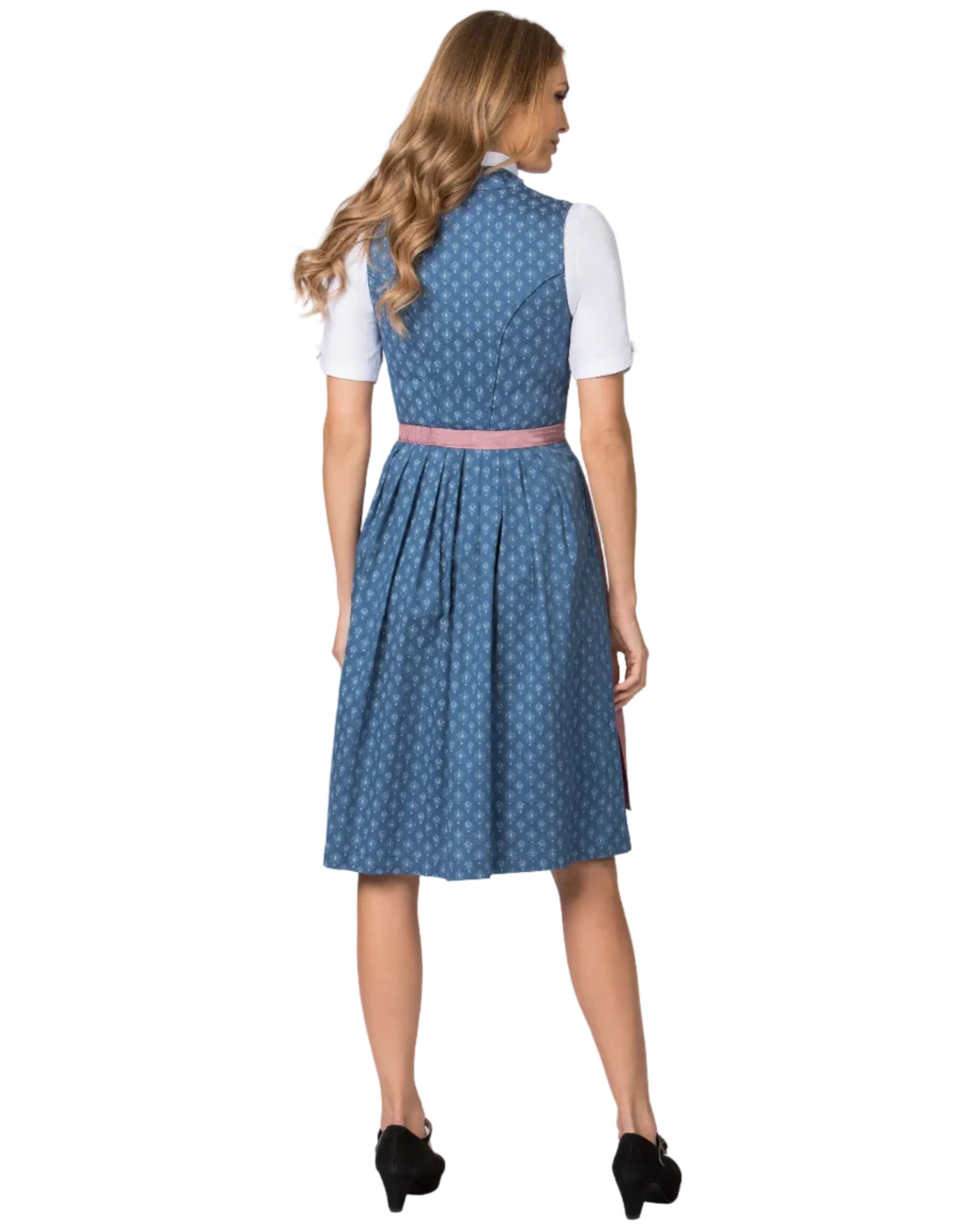 Model trägt Dirndl Coraline, Rückansicht